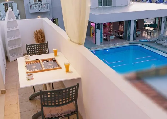 Tatil Evi Pedro Navarino 3 *