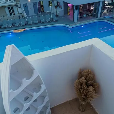 Pedro Navarino 3 * ラガナス