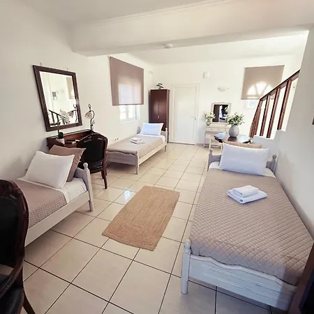 Pedro Navarino 3 * ラガナス