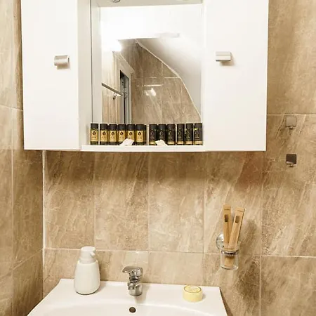 Pedro Navarino 3 Laganas